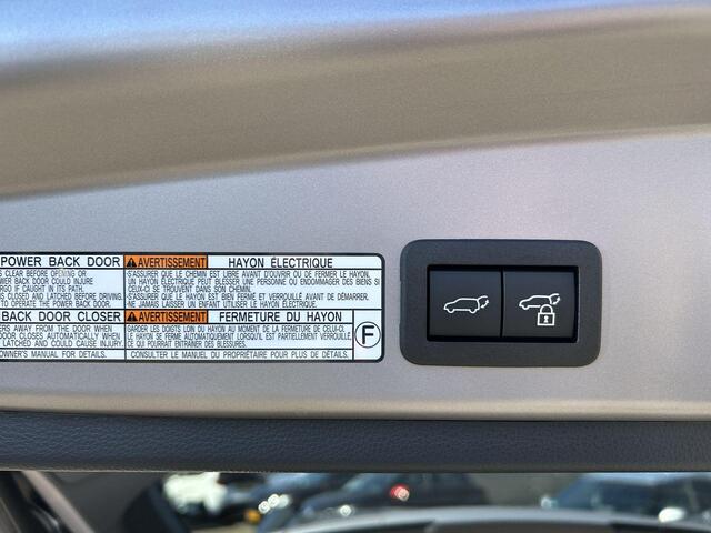 Toyota COROLLA Cross Hybrid 140 Dynamic RIJKLAAR | Demo | All-Seasonbanden