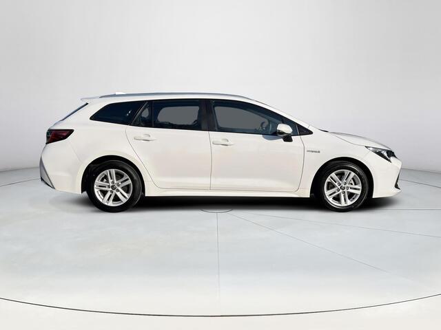 Toyota COROLLA Touring Sports 1.8 Hybrid Active | Navigatie | Parkeercamera | Licht metalen velgen | Carplay | Adaptive cruise control |