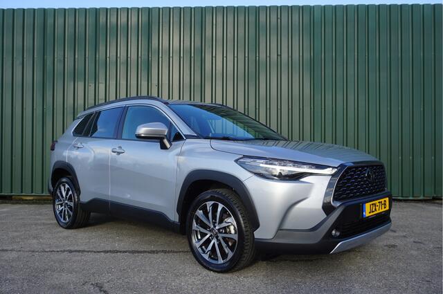 Toyota COROLLA Cross Hybrid 140 Dynamic + Carplay/ Keyless/ Elektr.achterklep/ Camera/ Nieuwstaat!