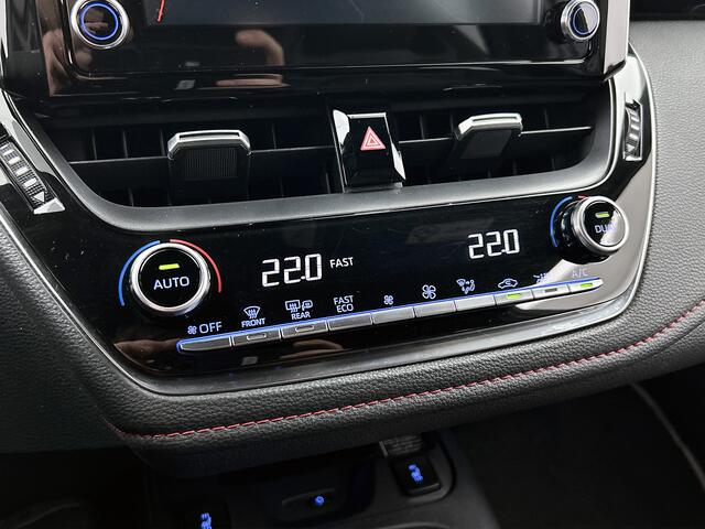 Toyota COROLLA Touring Sports 1.8 Hybrid Executive | BTW Voertuig | Stoelverwarming | Trekhaak |