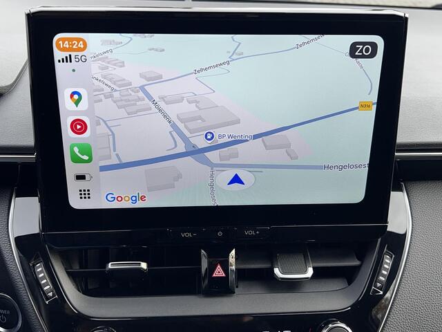 Toyota COROLLA Touring Sports Hybrid 140 Dynamic Automaat / Fabrieksgarantie tot 10 jaar mogelijk / Navigatie / Adaptieve CC / Achteruitrijcamera / Stuur- en stoelverwarming / Apple Carplay Android / 17" LM wielen + All Season banden /