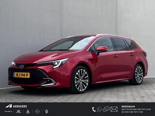 toyota-corolla-touring-sports-hybri