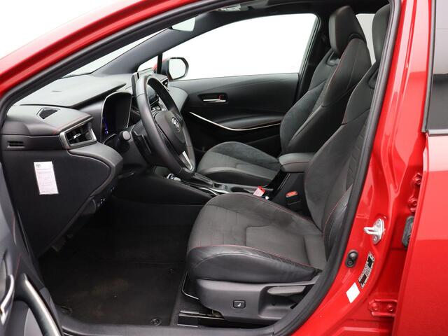 Toyota COROLLA Touring Sports 2.0 Hybrid Executive | Panoramadak | 18 Inch Velgen | Stoelverwarming | Headup Display |