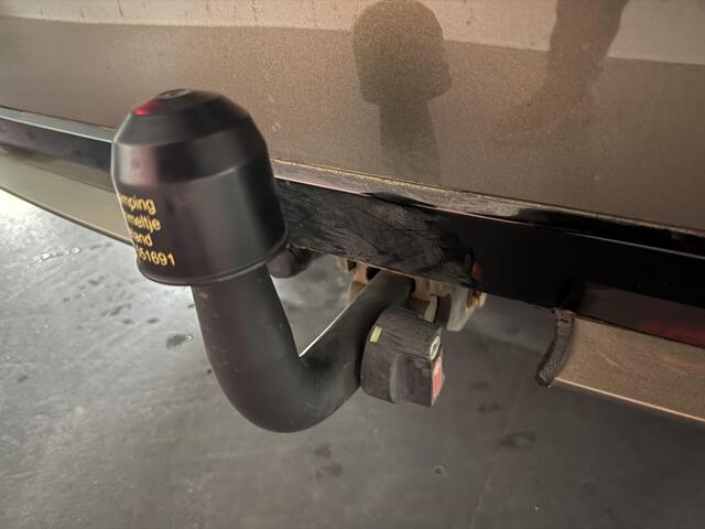 Toyota COROLLA Touring Sports 1.8 Hybrid Active