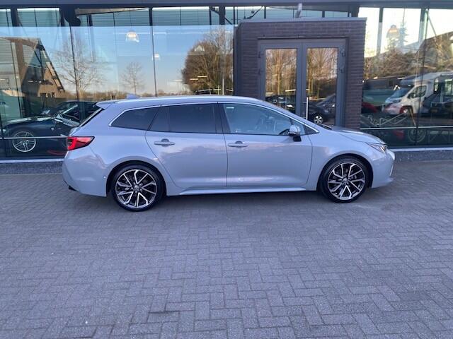 Toyota COROLLA Touring Sports 2.0 Hybrid Premium sport stoelen