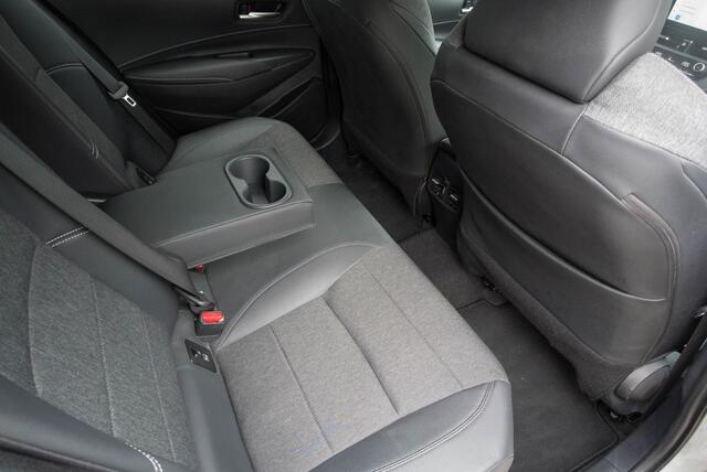 Toyota COROLLA Touring Sports 2.0 Hybrid Dynamic