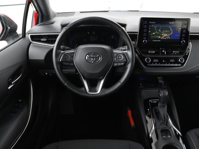 Toyota COROLLA Touring Sports 2.0 Hybrid Style | Trekhaak | Stoelverwarming | Cruise Control | Navigatie | Camera | Carplay | Full LED | DAB | Climate control | Head-up