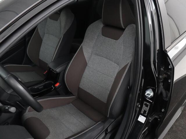 Toyota COROLLA Touring Sports 2.0 Hybrid Style | Stoelverwarming | Cruise Control | Navigatie | Camera | Carplay | Full LED | DAB | Climate control