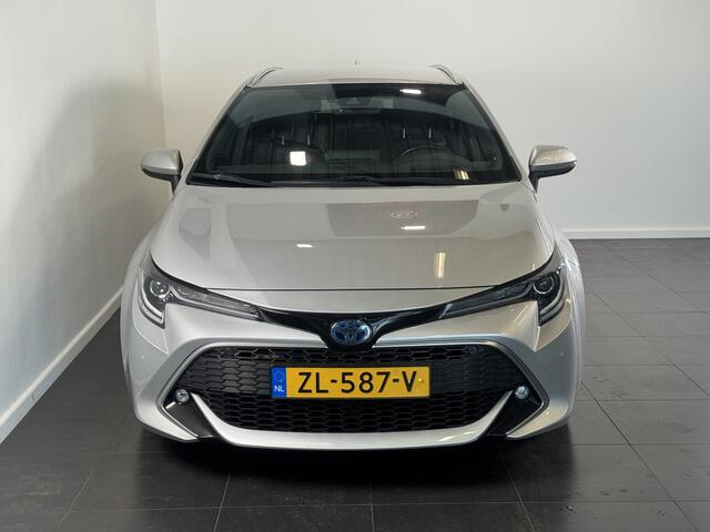Toyota COROLLA Touring Sports 2.0 Hybrid Business Sport Intro