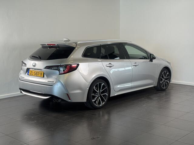 Toyota COROLLA Touring Sports 2.0 Hybrid Business Sport Intro