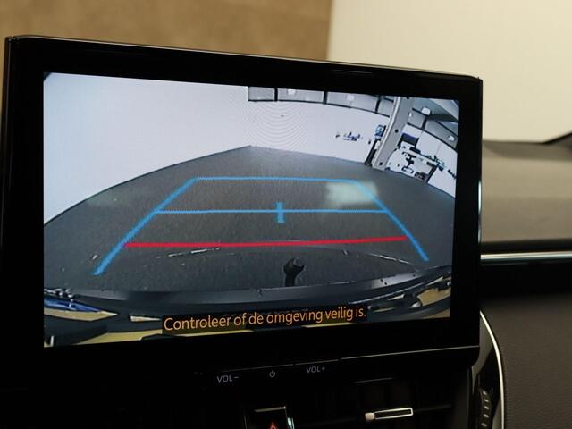 Toyota COROLLA Touring Sports Hybrid 140 Active - ORIGINEEL NEDERLANDSE AUTO - AFKOMSTIG VAN 1E EIGENAAR - VASTE TREKHAAK - TREKGEWICHT 750 KG - 4 X ELEKTRISCHE RAMEN - NAVIGATIE - CLIMATE CONTROL - APPLE CARPLAY/ ANDROID AUTO - KEYLESS START