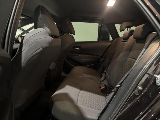 Toyota COROLLA Touring Sports 1.8 Hybrid Business | carplay | trekhaak |