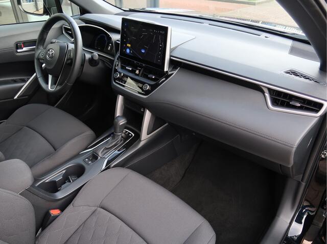 Toyota COROLLA Cross Hybrid 140 Dynamic | Elektr Klep | Navi | ACC | Carplay | Keyless |