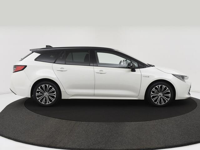 Toyota COROLLA Touring Sports 1.8 Hybrid Executive NAVI|BLIS|ACC|CAMERA|LED|STOELVERW|17INCH|APPLE CARPLAY