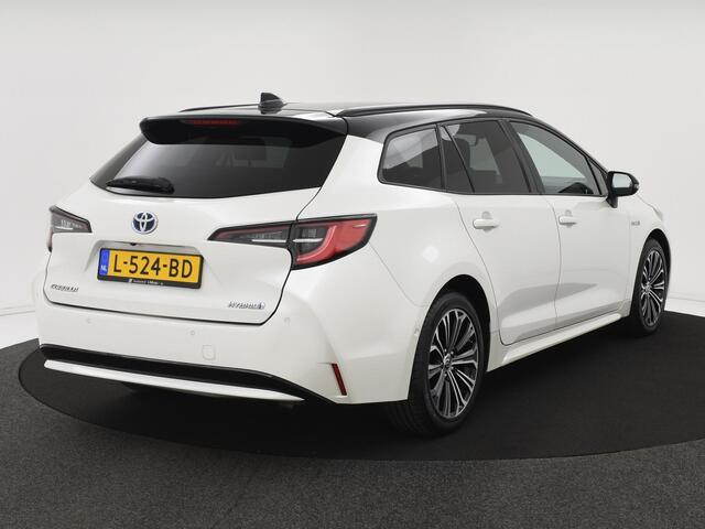 Toyota COROLLA Touring Sports 1.8 Hybrid Executive NAVI|BLIS|ACC|CAMERA|LED|STOELVERW|17INCH|APPLE CARPLAY