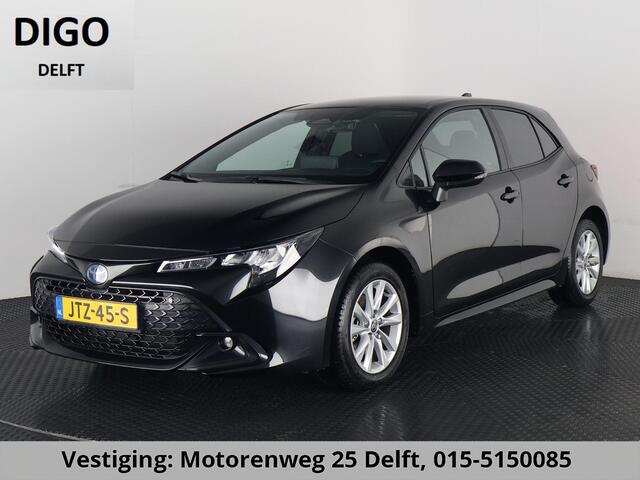 Toyota COROLLA HYBRID 140 BUSINESS BLACK ED. GARANTIE 5-2035* 15.000 KM!!! STOEL -EN STUURVERWARMNG . CAMERA . KEYLESS START/STOP . APPLE CARPLAY & ANDROID AUTO