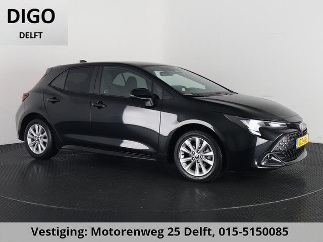 Toyota COROLLA HYBRID 140 BUSINESS BLACK ED. GARANTIE 5-2035* 15.000 KM!!! STOEL -EN STUURVERWARMNG . CAMERA . KEYLESS START/STOP . APPLE CARPLAY & ANDROID AUTO