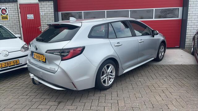 Toyota COROLLA Touring Sports 1.8 Hybrid Business TREKHAAK / CAMERA / CARPLAY / CLIMA / ACC / BLUETOOTH / DAB+ / NL-AUTO