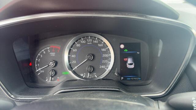 Toyota COROLLA Touring Sports 1.8 Hybrid Business TREKHAAK / CAMERA / CARPLAY / CLIMA / ACC / BLUETOOTH / DAB+ / NL-AUTO