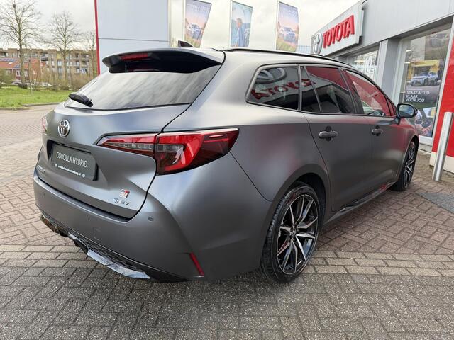 Toyota COROLLA Touring Sports Hybrid 180 GR Sport Kage Limited Edition | Uniek 5 van in NL | MAT GRIJS | NEW