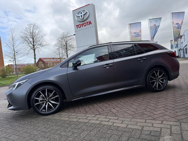 Toyota COROLLA Touring Sports Hybrid 180 GR Sport Kage Limited Edition | Uniek 5 van in NL | MAT GRIJS | NEW
