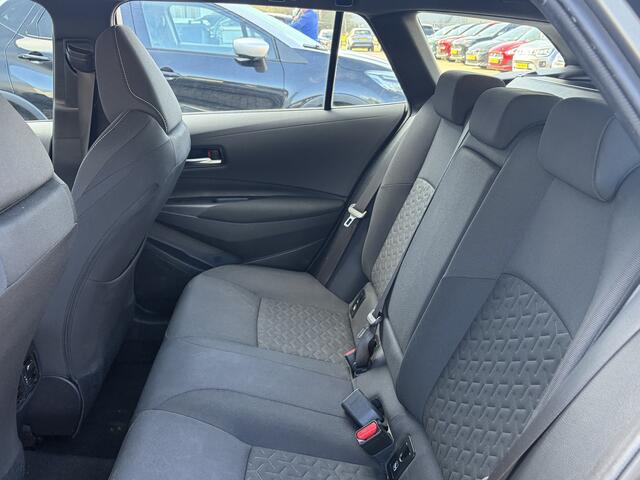 Toyota COROLLA Touring Sports 1.8 Hybrid Active NL Auto Trekhaak Dealer Onderhouden Navi Carplay Cruise