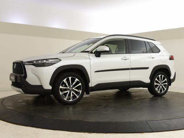 Toyota COROLLA Cross 2.0 HP Hybrid Style | Stoel+ stuurverwarmd | Adapt. cruise |