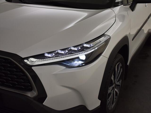 Toyota COROLLA Cross 2.0 HP Hybrid Style | Stoel+ stuurverwarmd | Adapt. cruise |