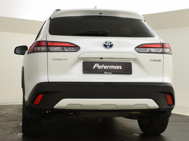 Toyota COROLLA Cross 2.0 HP Hybrid Style | Stoel+ stuurverwarmd | Adapt. cruise |