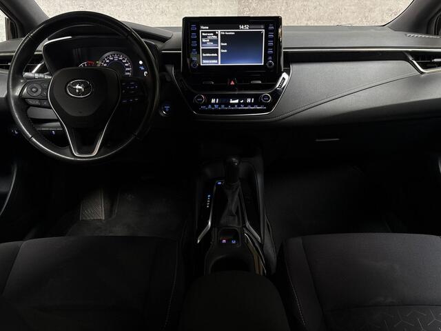 Toyota COROLLA 1.8 Hybrid Sport Automaat (NAVIGATIE, CLIMATE, CAMERA, SPORTSTOELEN, ADAPTIVE CRUISE, LM VELGEN, ZWART HEMEL, NIEUWSTAAT)