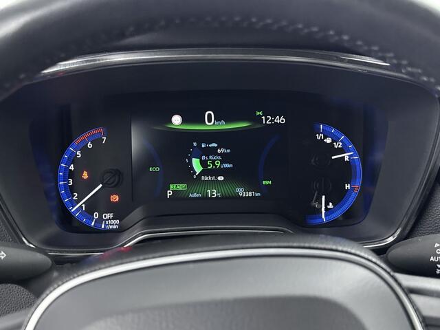 Toyota COROLLA 1.8 Hybrid Style Bi-Tone | Navigatie | PDC | Stuur-Stoelverwarming |