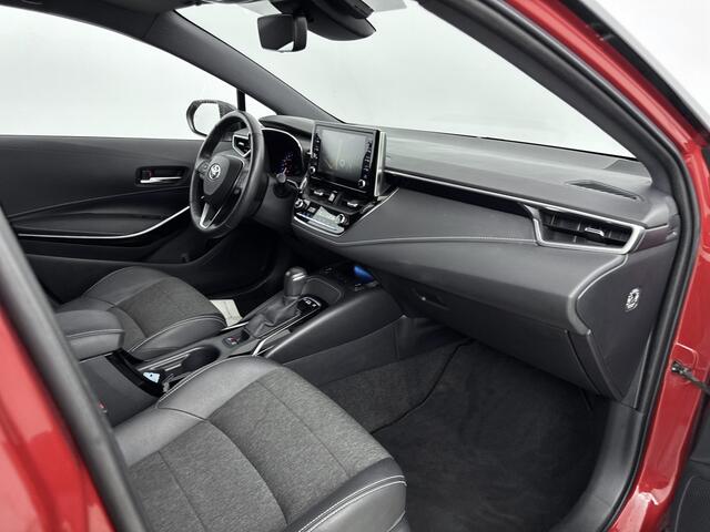 Toyota COROLLA 1.8 Hybrid Style Bi-Tone | Navigatie | PDC | Stuur-Stoelverwarming |