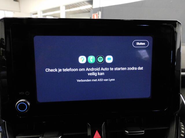 Toyota COROLLA 1.8 Hybrid Dynamic DEALER ONDERHOUDEN! CARPLAY/ANDROID! STOEL+STUURVERWARMING! CAMERA! CRUISE! CLIMA!