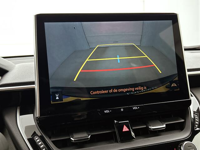 Toyota COROLLA Cross Hybrid 140 Style + Premium Pack I | Stuur en stoelverwarming | El achterklep | BSM | PDC |