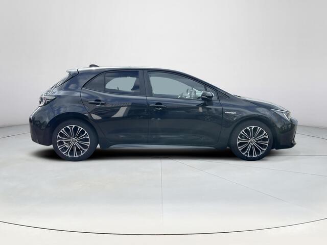 Toyota COROLLA 2.0 Hybrid Business Intro | Stoel- + stuurverwarming | Trekhaak | Navigatie | Inparkeerhulp |