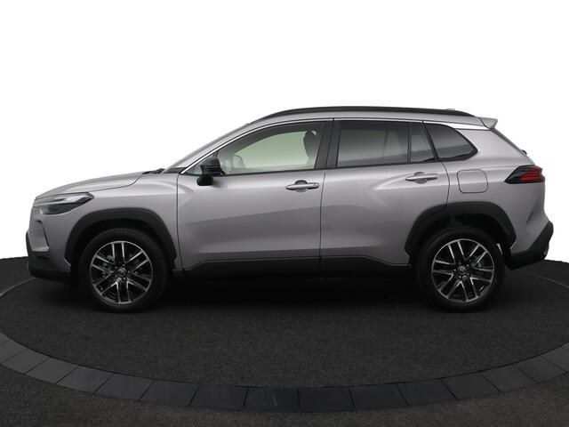 Toyota COROLLA Cross Hybrid 140 Dynamic | Demo | Stoel en stuurverwarming | Parkeersensoren | Electrische achterklep |