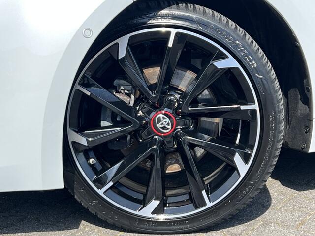 Toyota COROLLA Touring Sports 2.0 Hybrid GR-Sport Plus | Pano | Camera | JBL Audio | 18 inch | Carplay