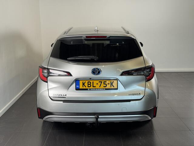 Toyota COROLLA Touring Sports 1.8 Hybrid Trek | Trekhaak | Carplay |