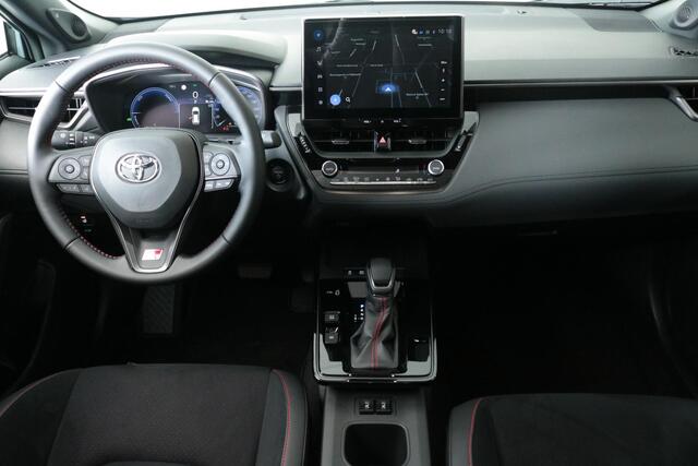 Toyota COROLLA Cross Hybrid 180 GR Sport, Plus Pack, Nieuw en in juli leverbaar met ¤2500 inruilpremie!