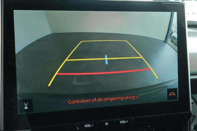 Toyota COROLLA Cross Hybrid 180 GR Sport, Plus Pack, Nieuw en in juli leverbaar met ¤2500 inruilpremie!