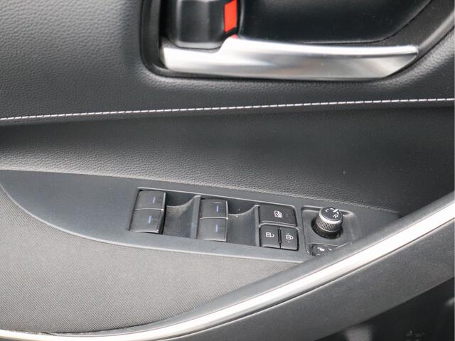 Toyota COROLLA Touring Sports 1.8 Hybrid Business Plus/ lage km/ zeer mooi!