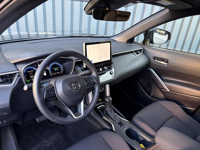 Toyota COROLLA Cross Hybrid 140 Style | Blind Spot | Elk. A-klep | Stuur & Stoel verw. | Prijs Rijklaar!!