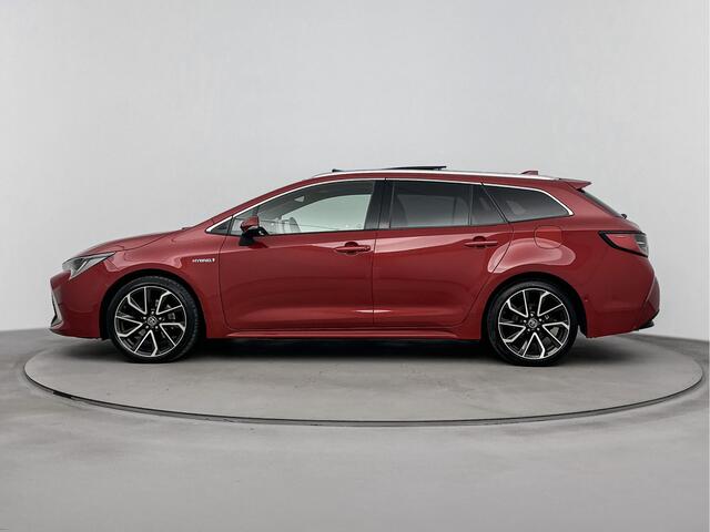 Toyota COROLLA Touring Sports 2.0 Hybrid Executive | schuifkanteldak | 18 inch velgen | elekrtische achterklep |