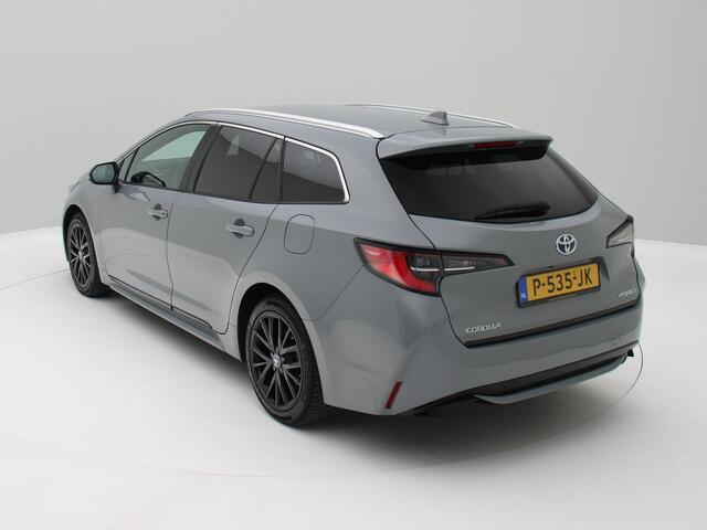 Toyota COROLLA Touring Sports 2.0 Hybrid Dynamic Sport Camera.
