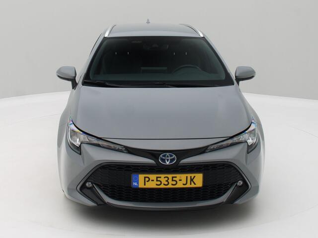 Toyota COROLLA Touring Sports 2.0 Hybrid Dynamic Sport Camera.