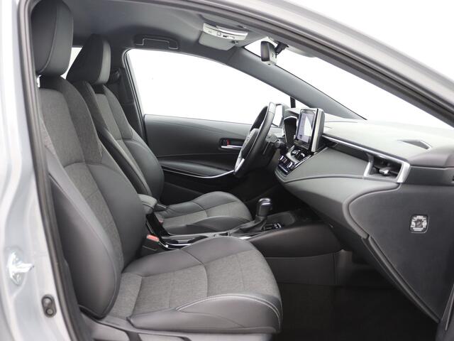 Toyota COROLLA Touring Sports 2.0 Hybrid Dynamic Sport Camera.