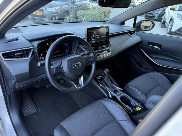 Toyota COROLLA 1.8 Hybrid Dynamic | Trekhaak | Stoelverwarming | Camera |