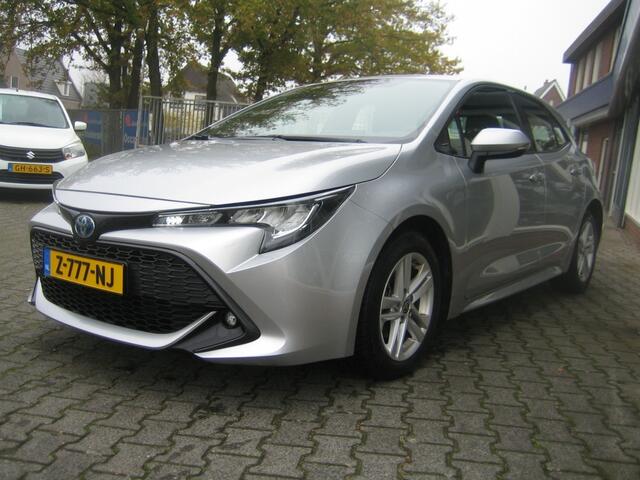 Toyota COROLLA 1.8 Hybrid Dynamic Navi Business Pack