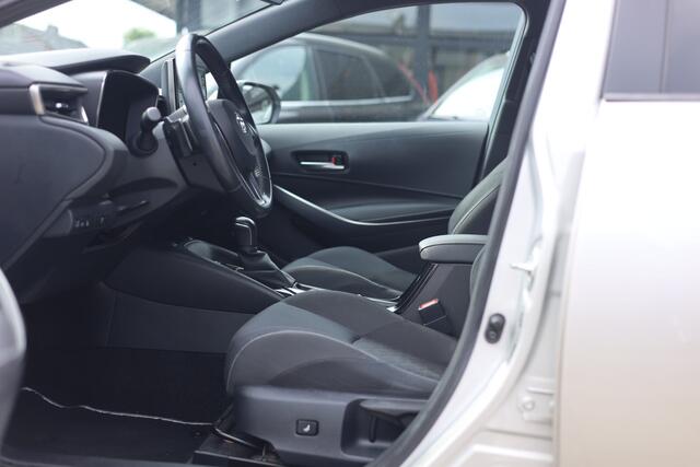 Toyota COROLLA Touring Sports 2.0 HYBRID BUSINESS GR-SPORT I CAMERA I CARPLAY I ADAPTIEF CC