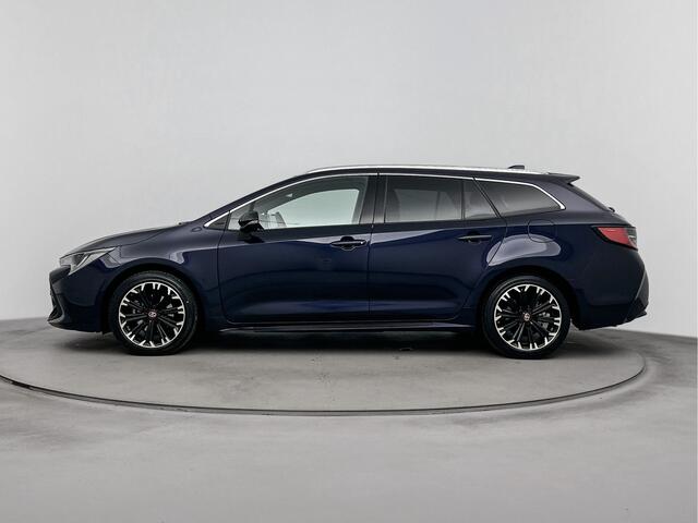 Toyota COROLLA Touring Sports 1.8 Hybrid GR-Sport | Trekhaak | Lichtmetalen Velgen | NL-Auto | Stoelverwarming |